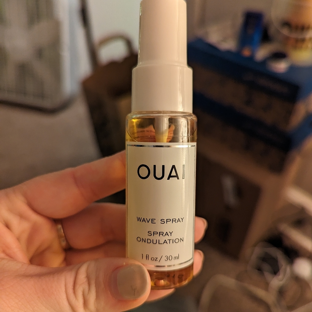 Ouai wave spray